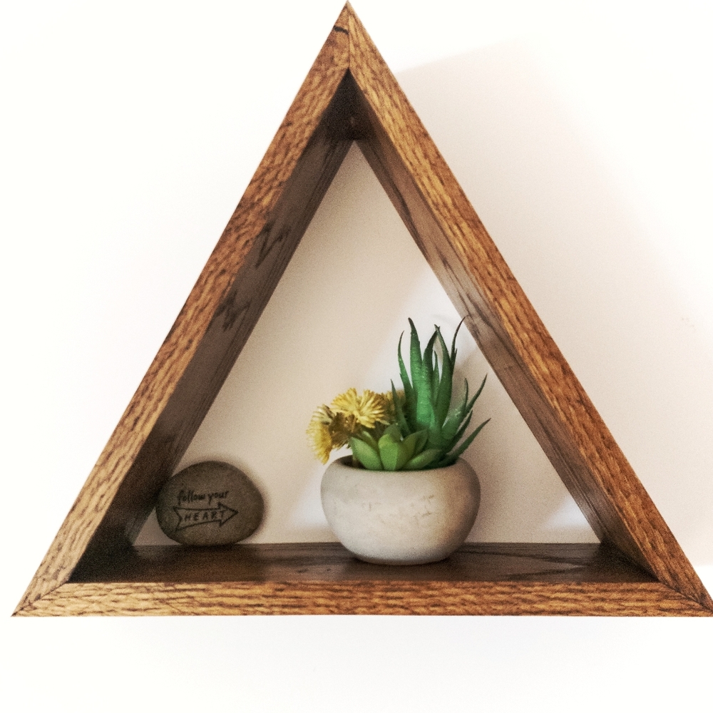 Rustic Triangle Farmhouse Oak Shelf - Picture 1 of 6